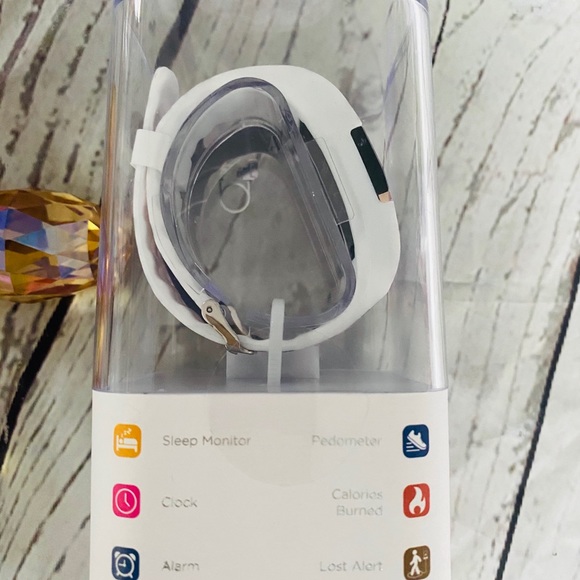 iFitness Activity Tracker Smart Watch Pedometer - Picture 3 of 5